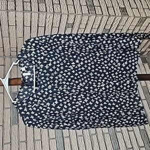 CATO Blouse Sz 14/16 Like New!